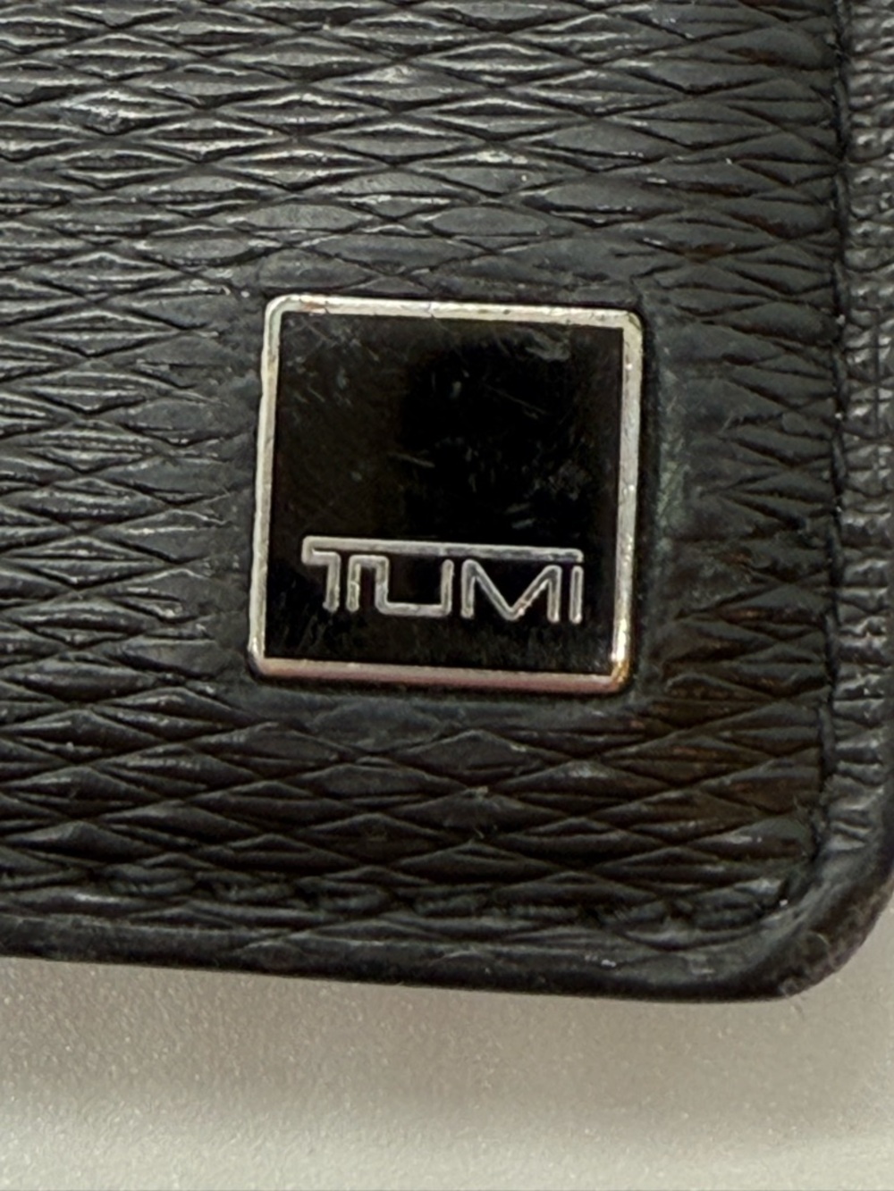 Tumi Black Leather Money Clip Card Case - Picture 4 of 8
